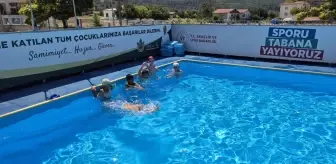 Orhaneli'de Yüzme Kursu Sona Erdi