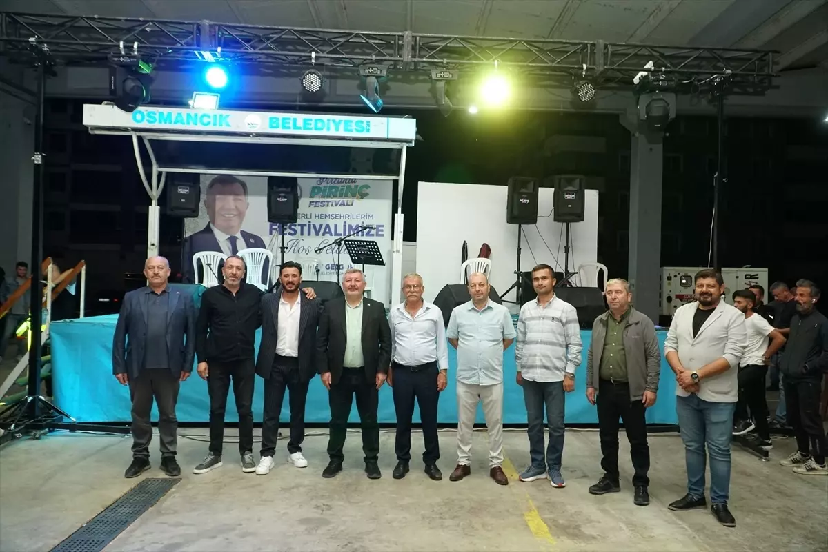 Pırlanta Pirinç Festivali'nde Konser ve Havai Fişek Gösterisi