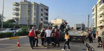 Osmaniye'de park halindeki kamyonete çarpan otomobildeki 2 kişi yaralandı