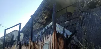 Osmaniye'de Müstakil Evde Yangın Çıktı