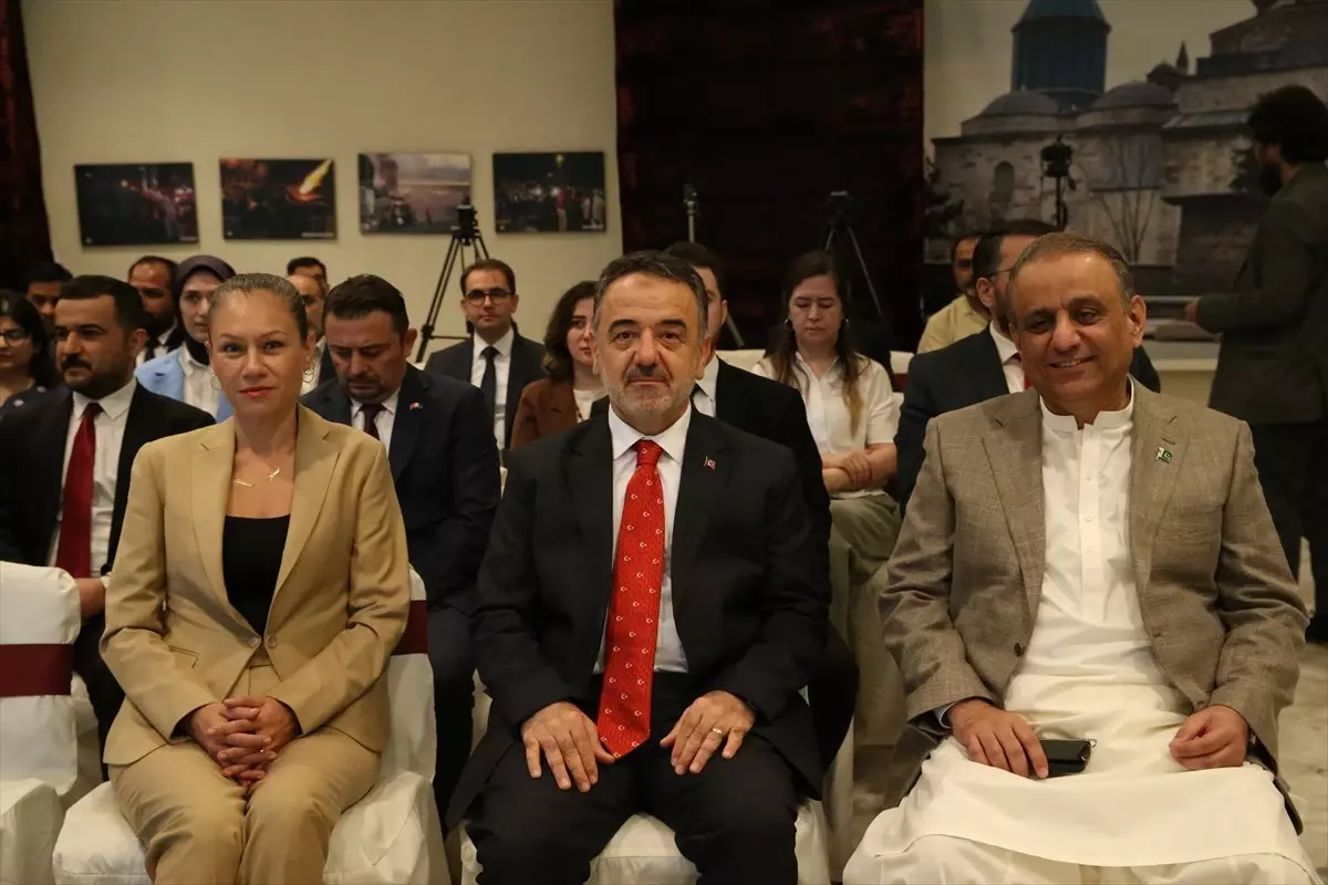 Pakistan'da 15 Temmuz Demokrasi ve Milli Birlik Günü dolayısıyla anma töreni düzenlendi