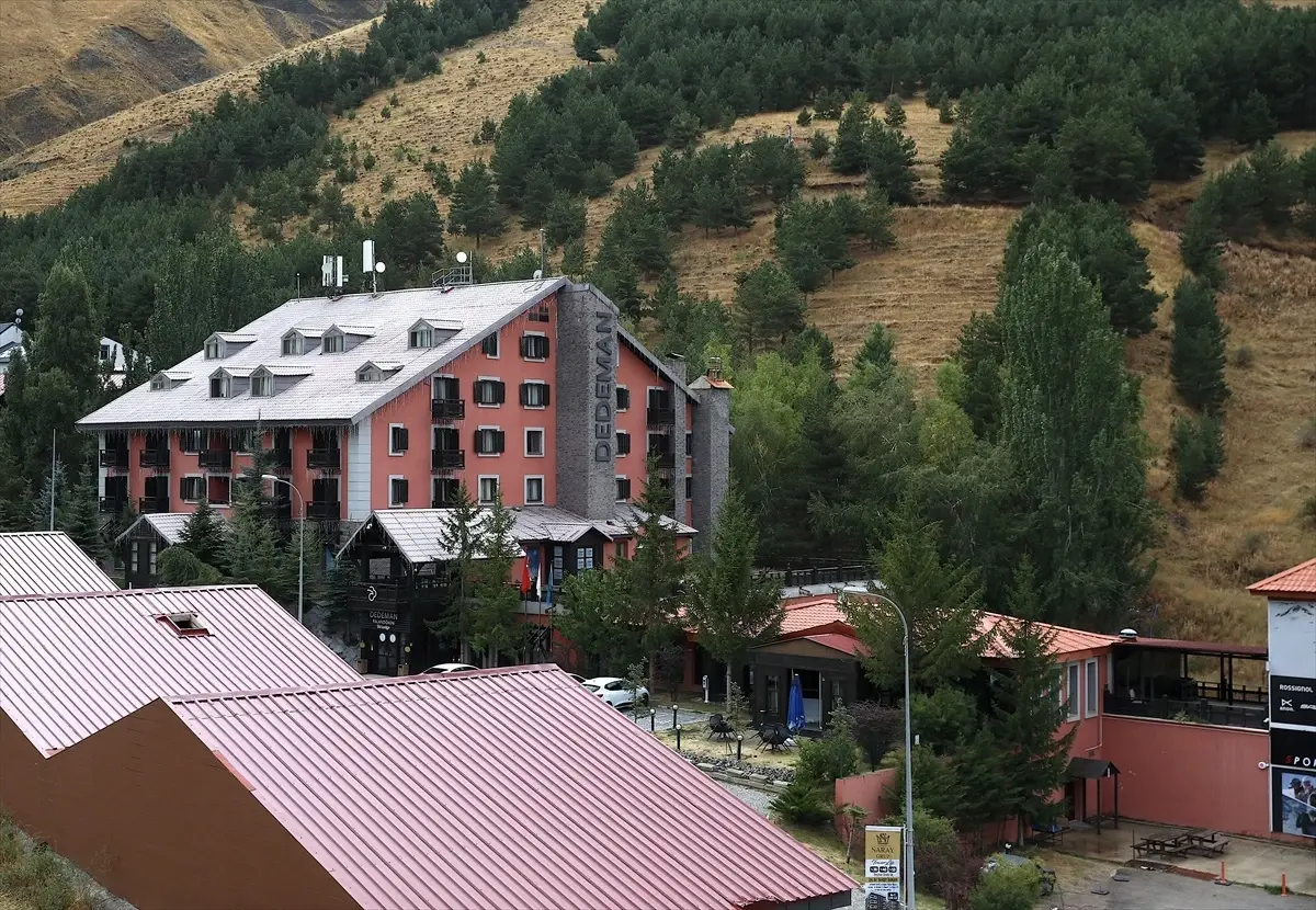 Palandöken Kayak Merkezi'nde Kış Sezonu Hazırlıkları Başladı