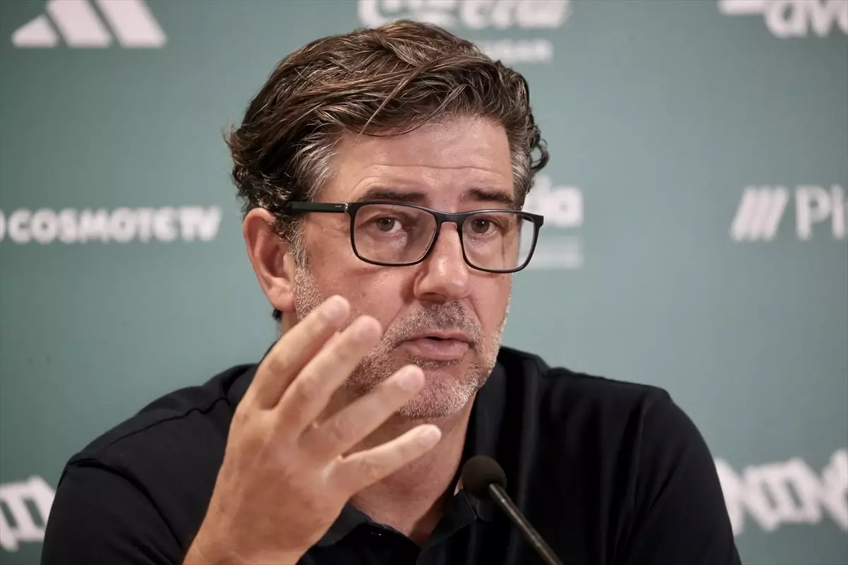 Panathinaikos'un Teknik Direktörü Vitoria: 'Türkiye'de Zor Bir Maç Bizi Bekliyor'