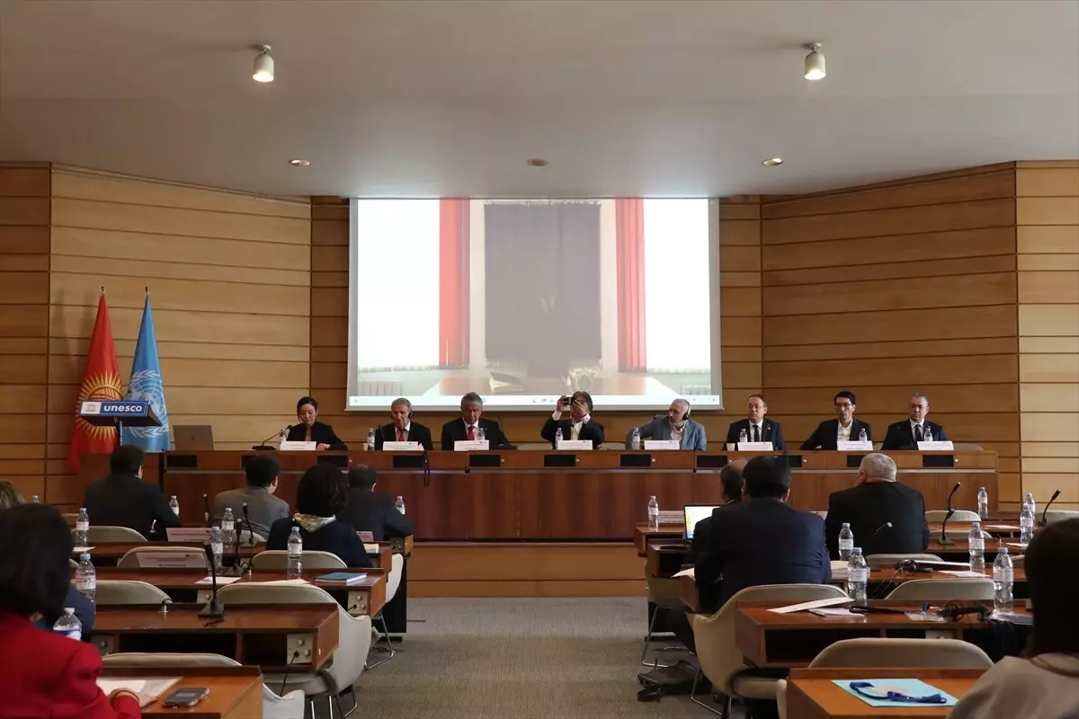 Paris'te 'Cengiz Aytmatov ve UNESCO: Dünyayı Birleştiren Ortak Miras' konferansı düzenlendi