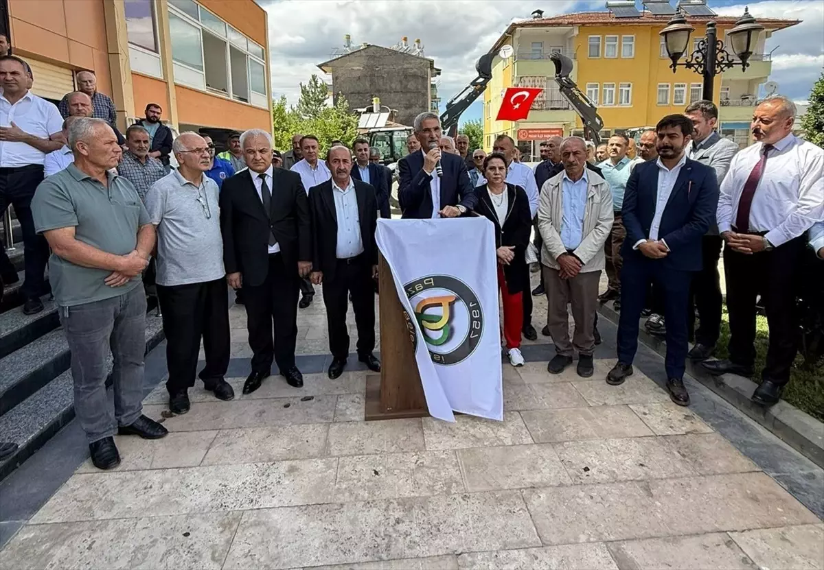 Pazar Belediyesi 4 yeni araç aldı