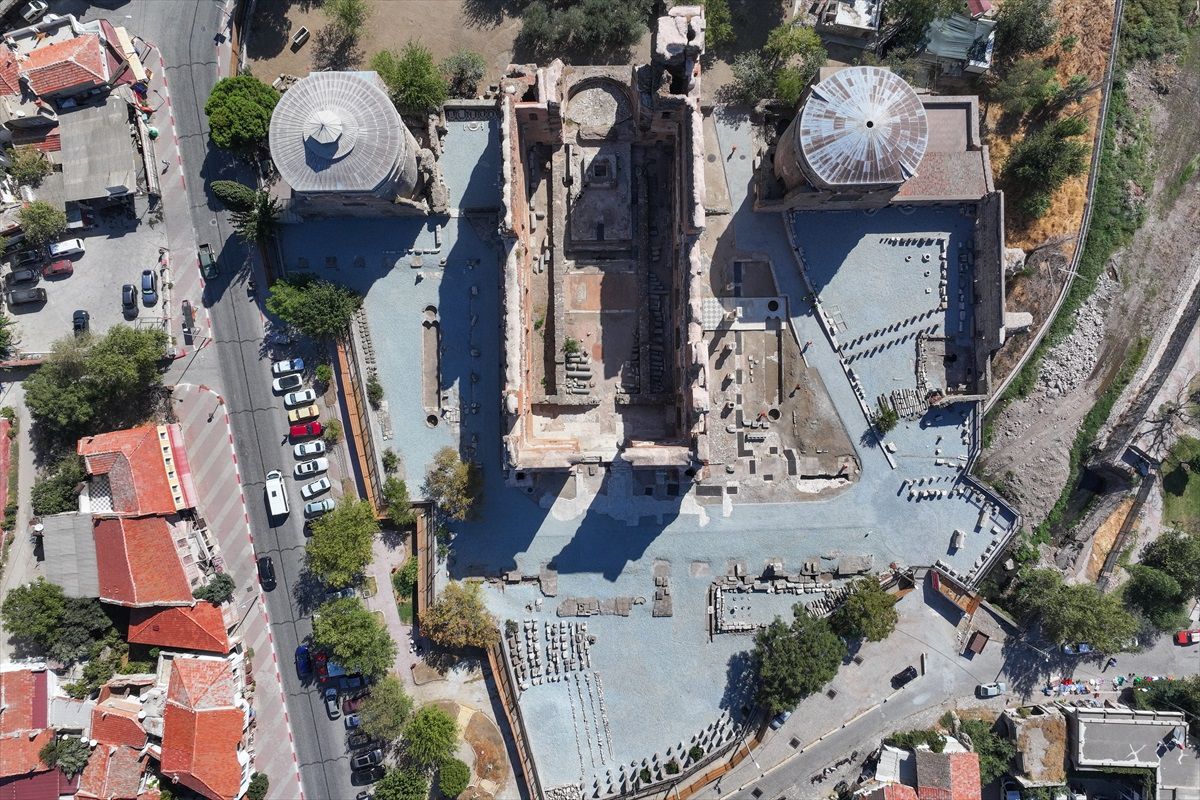 Bergama'daki Kızıl Avlu, 2026'da Ziyarete Açılacak