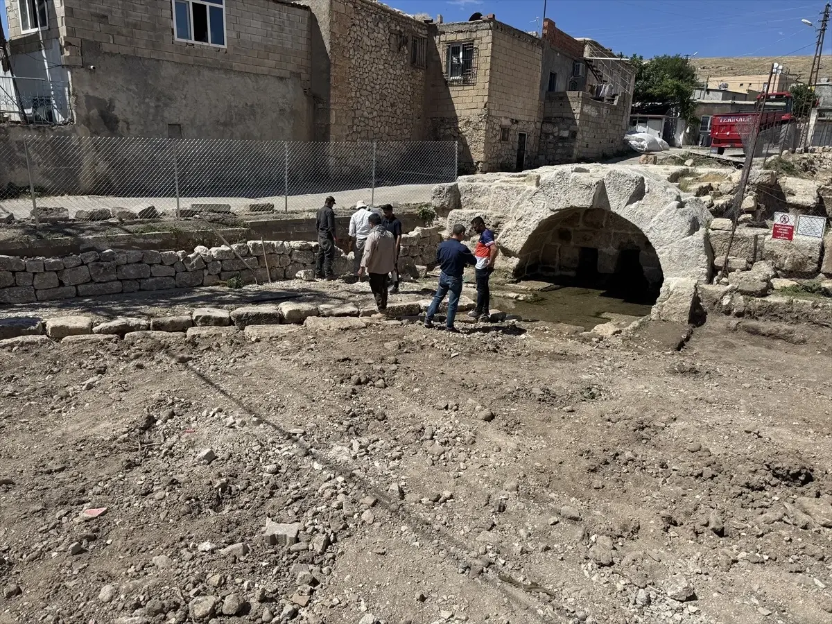 Perre Antik Kenti'nde Roma Çeşmesi'nin Tarihi Dokusuna Kavuşması