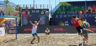 17 Yaş Altı EHF Avrupa Plaj Hentbol Şampiyonası Alanya'da Devam Ediyor