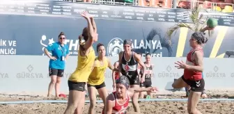 EHF Avrupa Plaj Hentbolu Şampiyonası Alanya'da Devam Ediyor
