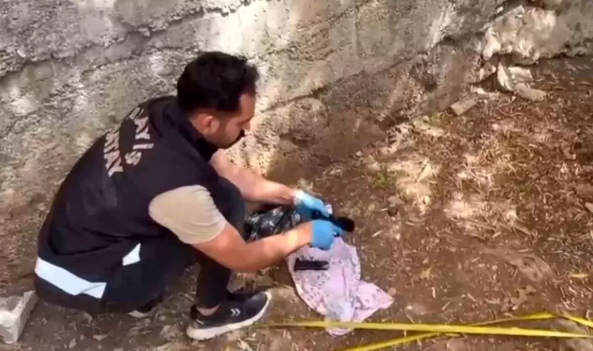 Hatay'da Yağma Olayı: 3 Kişi Tutuklandı