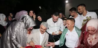 Pozantı Belediye Başkanı Çiftin Nikahını Kıyıp Kına Yaktı