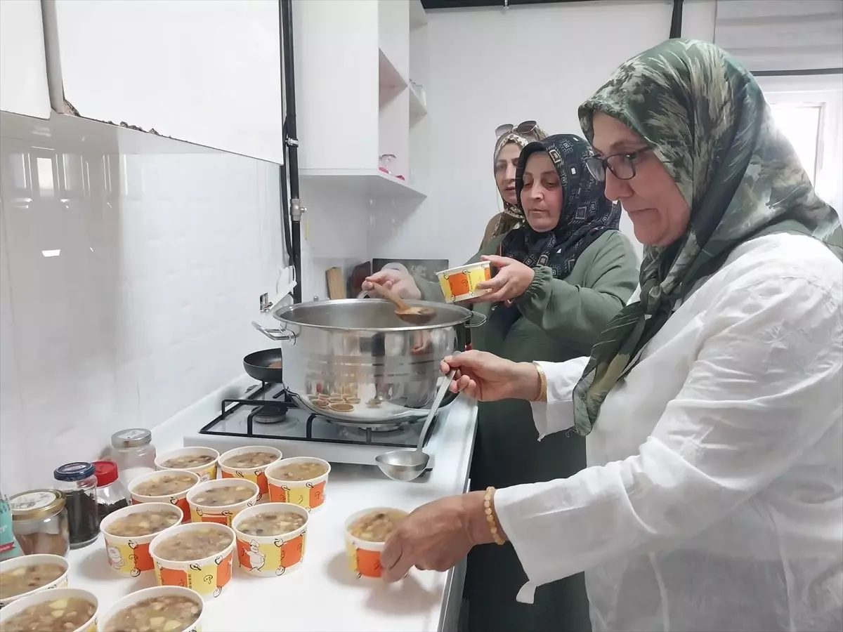 Pursaklar'da Aşure Günü Etkinliği Düzenlendi