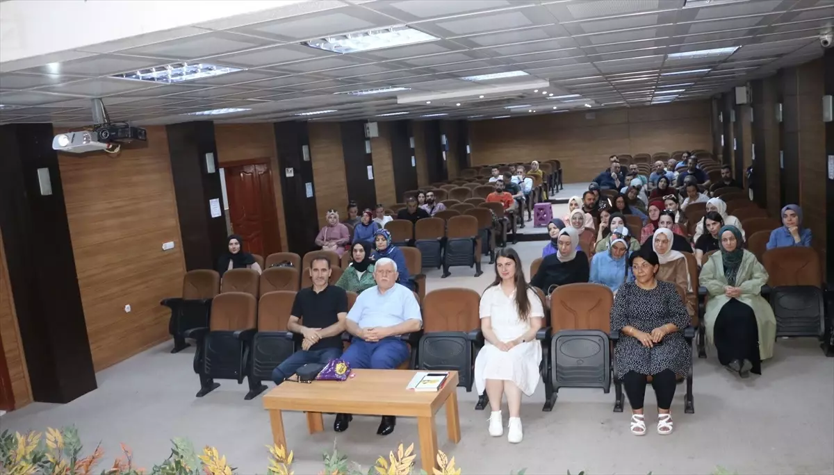 Trabzon'un Of İlçesinde Rehber Öğretmenler Toplantısı Düzenlendi