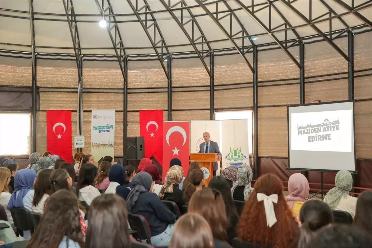 Edirne'de Gençlik Kampı Açılışı: Rektör Hatipler'den Tarih Dersi