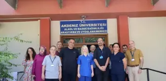 Akdeniz Üniversitesi Rektörü, Alkol ve Madde Bağımlılığı Merkezi'ni Ziyaret Etti