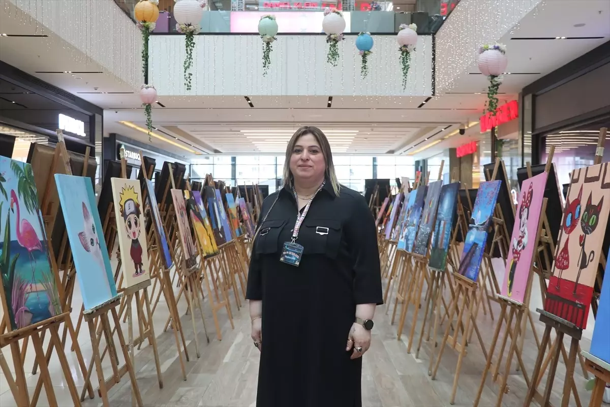 Rize'de '7'den 70'e Her Yaşta Sanat' Sergisi Açıldı