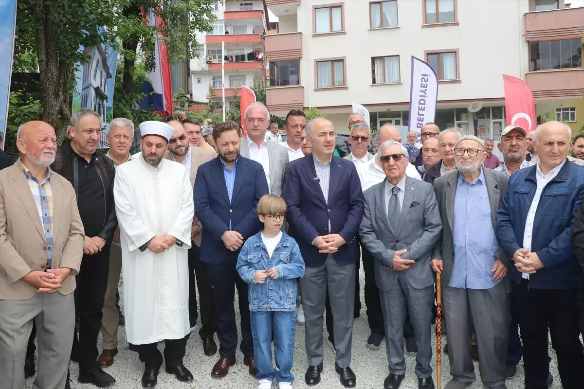 Çarşı Mahallesi Camisi'nin Temeli Atıldı