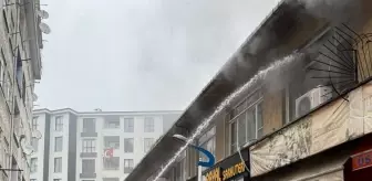 Pazar'da Depo Yangını Kontrol Altına Alındı