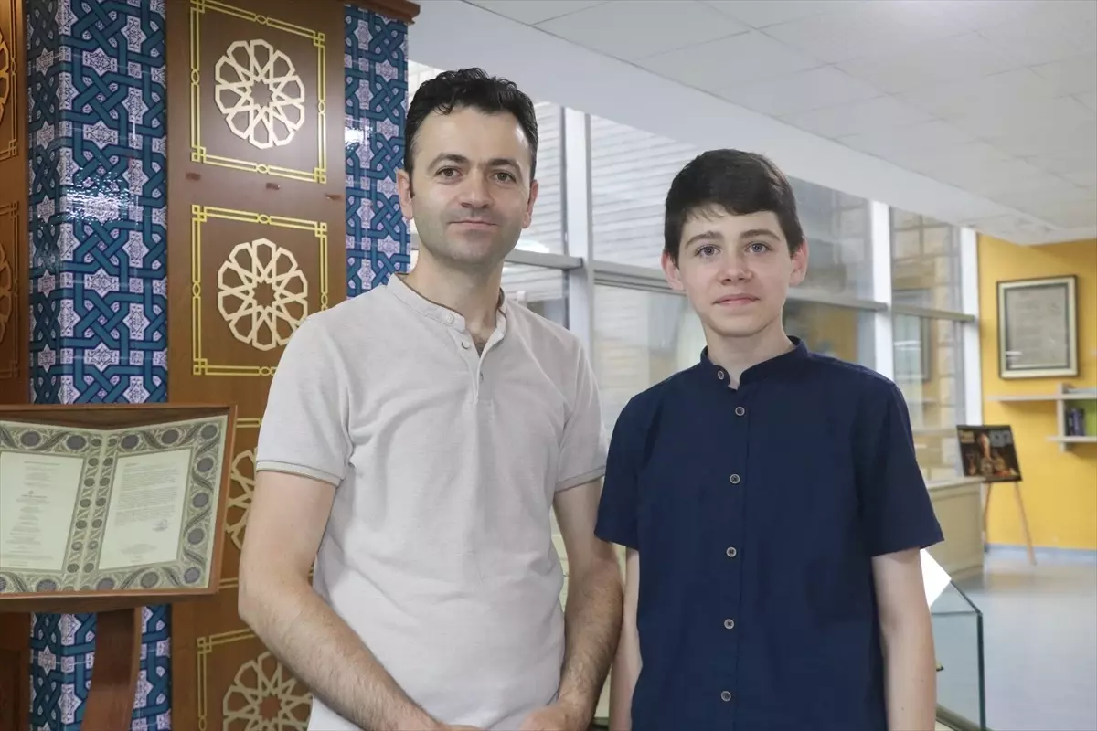 Rizeli Öğrenci LGS'de Tam Puan Alarak Başarıya İmza Attı