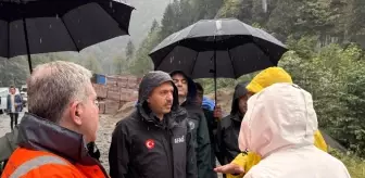 Rize'de sağanak etkili oluyor