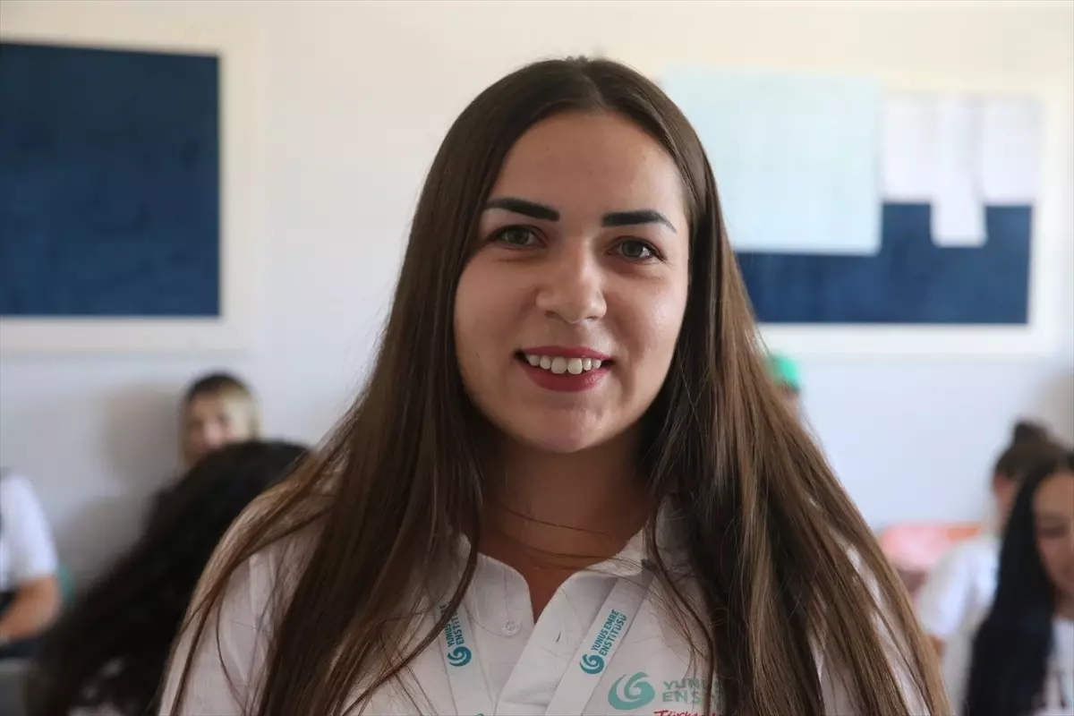 Rus Eczacı Alina Volvak, Tokat'taki Yaz Okulu İçin İşini Bıraktı