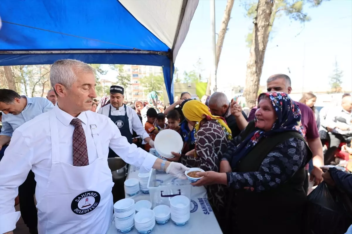 Gaziantep'te 240 Bin Kişiye Aşure Dağıtılacak