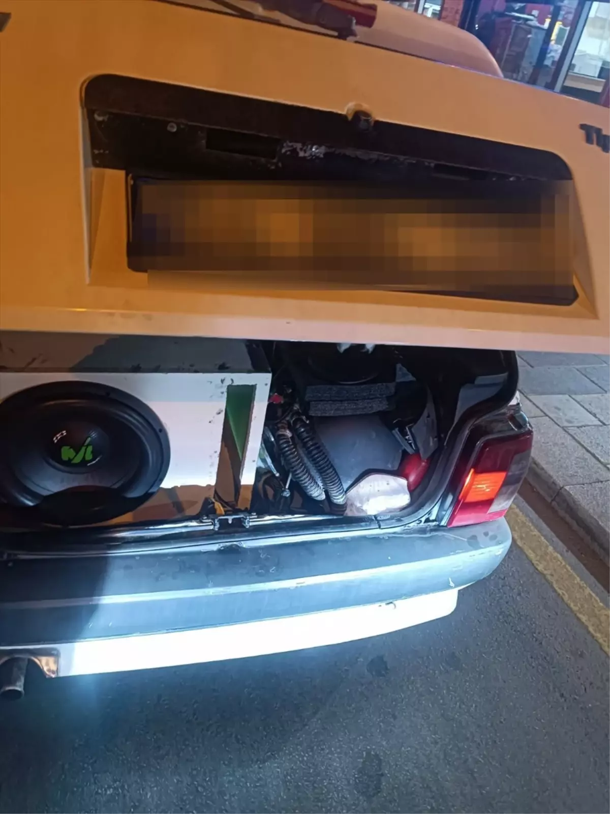 Sakarya'da Gürültü Yapan 57 Araç Sürücüsüne 783 Bin Lira Ceza