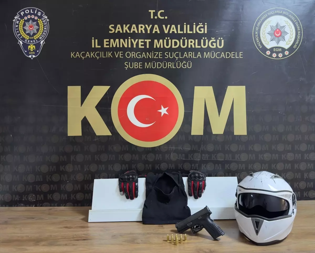 Sakarya'da Büfede Silahlı Saldırı: 2 Şüpheli Tutuklandı