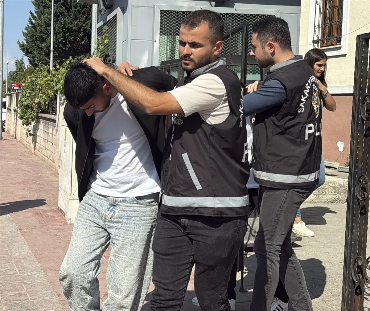 Silahlı Kavga: 1 Kişi Hayatını Kaybetti