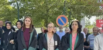 Sakarya'da Eşini Öldüren Sanığın Duruşması Devam Ediyor