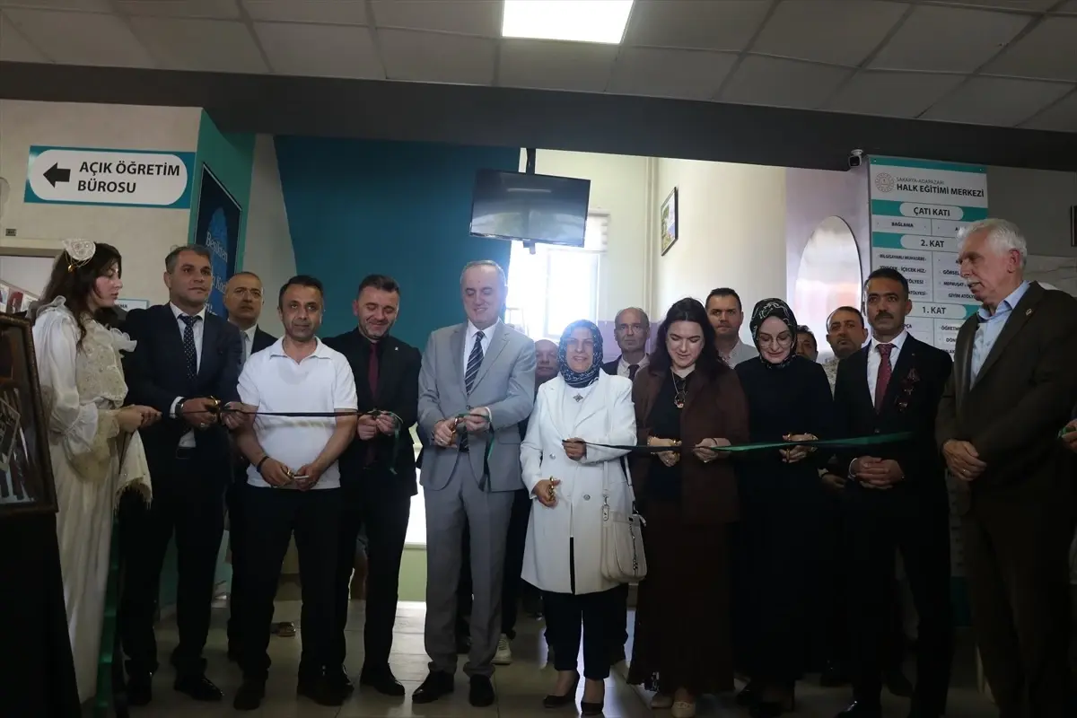 Sakarya'da Hayat Boyu Öğrenme Haftası Kapsamında Sergi Açıldı