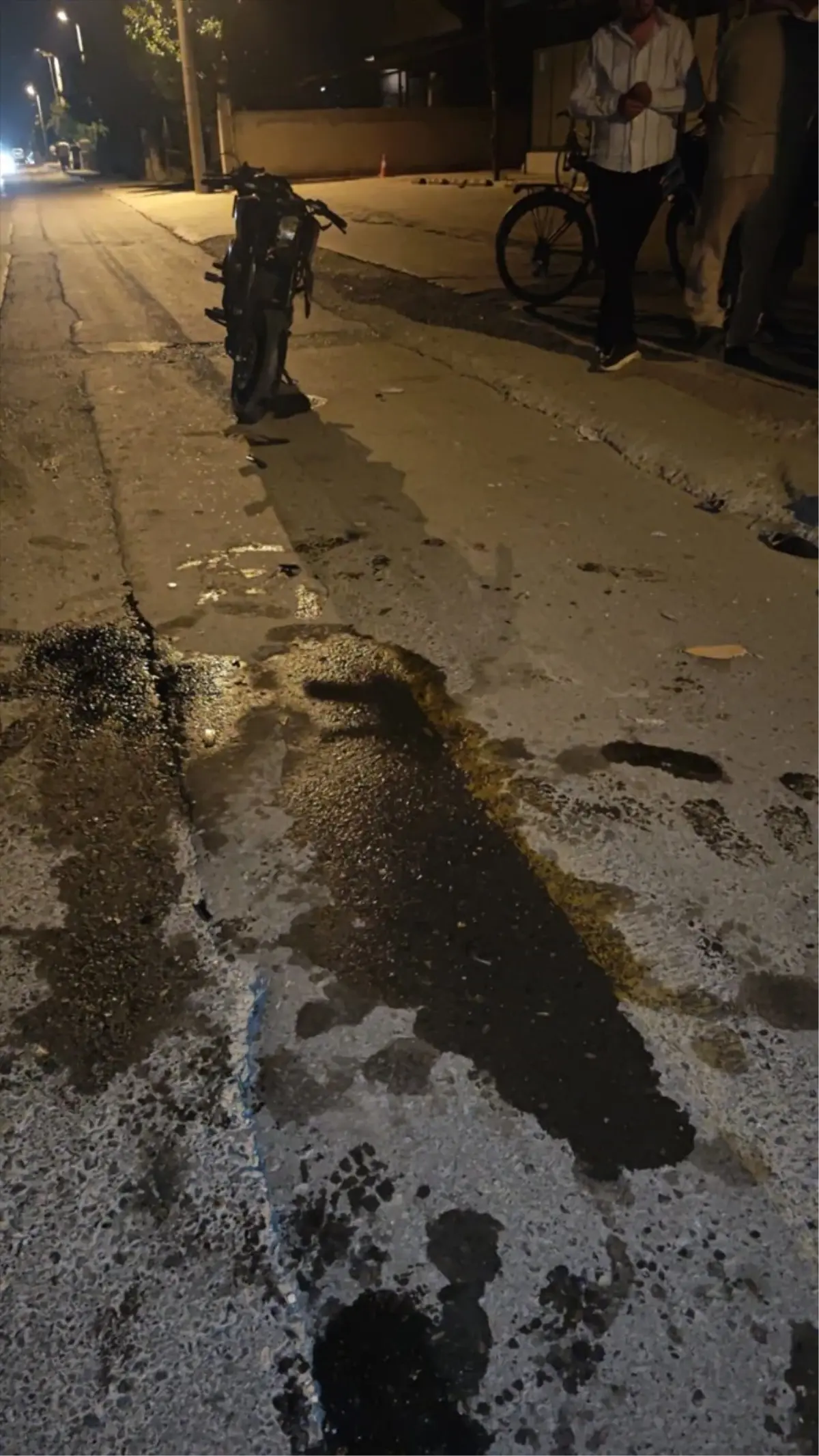Akyazı'da Motosiklet Kazası: 21 Yaşındaki Sürücü Hayatını Kaybetti