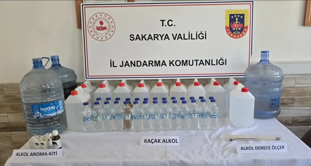 Sakarya'da Sahte Alkol Üreten Şüpheli Gözaltına Alındı