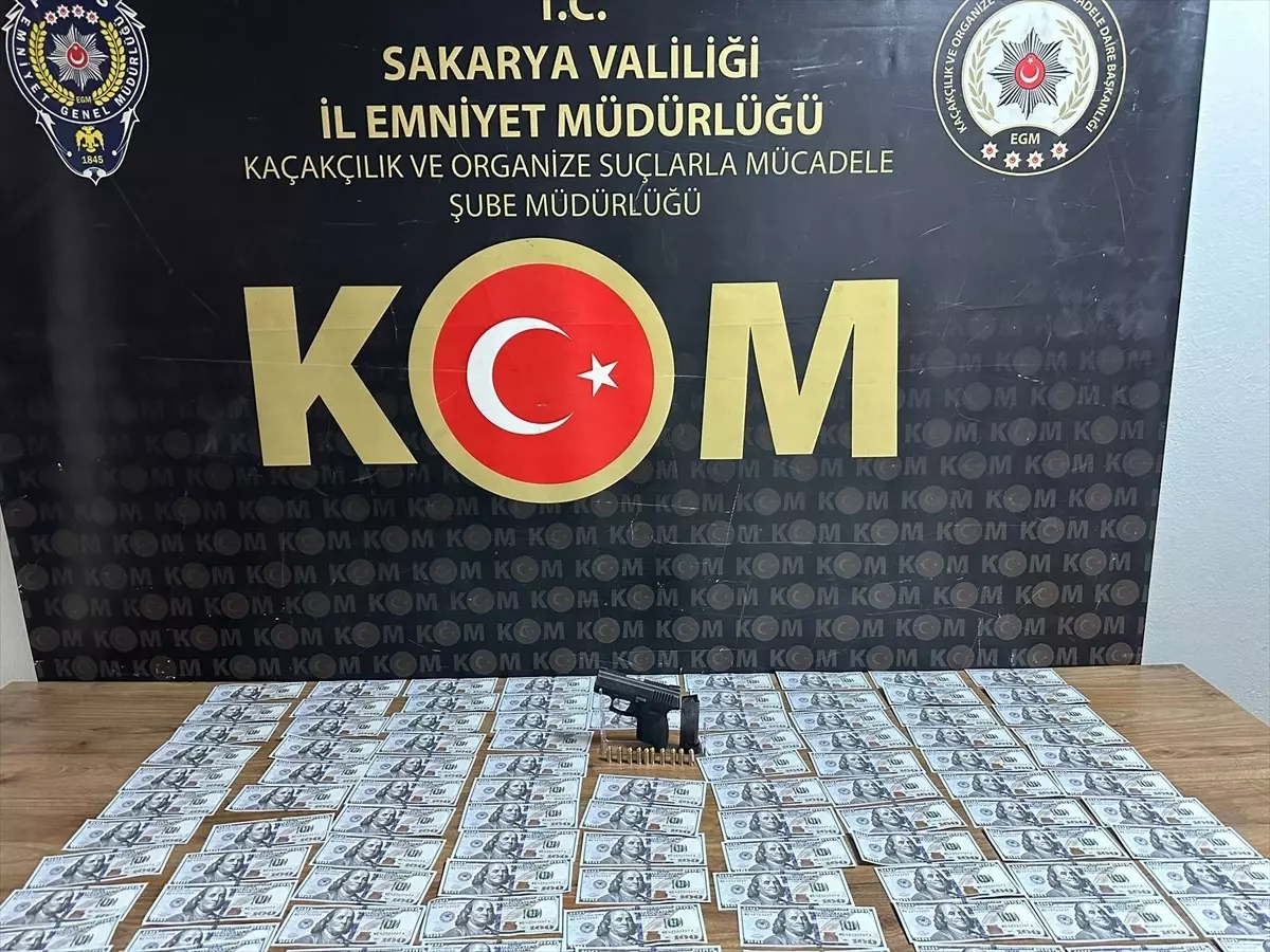 Sakarya'da Sahte Para ve Silah Kaçakçılığı Operasyonu: 2 Gözaltı