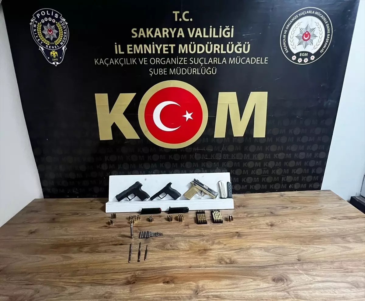 Sakarya'da Silah Kaçakçılığı Operasyonu: 4 Gözaltı