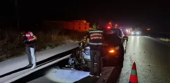 Yolun Karşısına Geçmeye Çalışan Yaşlı Kadına Araç Çarptı: Hayatını Kaybetti