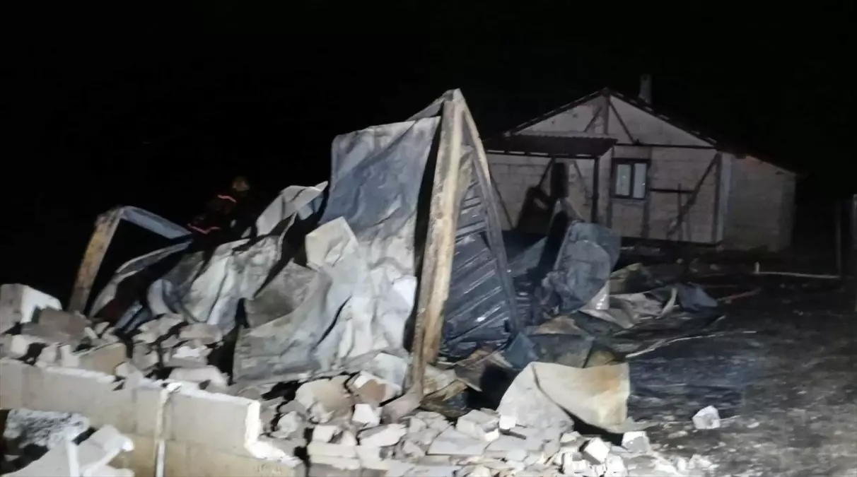 Sakarya'nın Taraklı ilçesinde yayla evinde yangın