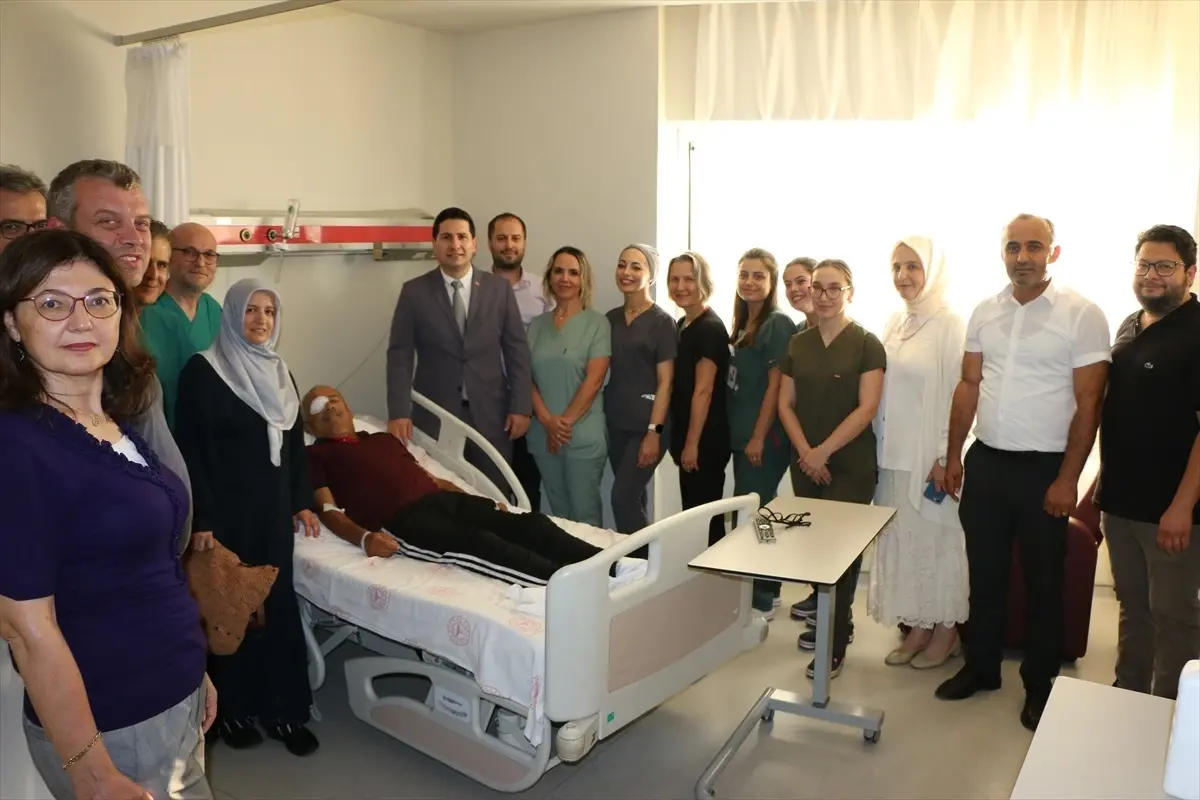 Yenikent Devlet Hastanesi'nde İlk Vitrektomi Ameliyatı Başarıyla Gerçekleştirildi
