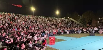A Milli Basketbol Takımının Final Maçı, Üç Şehirde Coşkuyla Izlandı