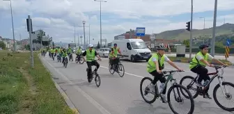 Sakarya'da Geleneksel Yeşilay Bisiklet Turu Düzenlendi