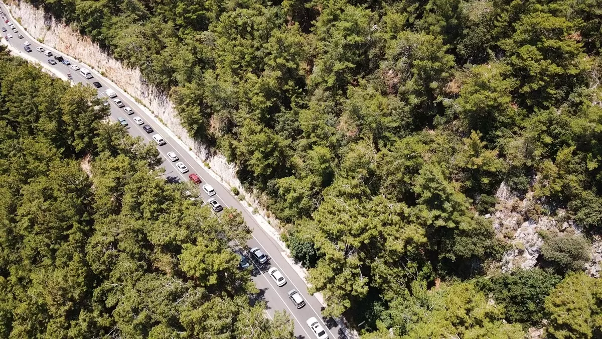 Kurban Bayramı'nda Akyaka'da Yoğun Ziyaretçi Akını