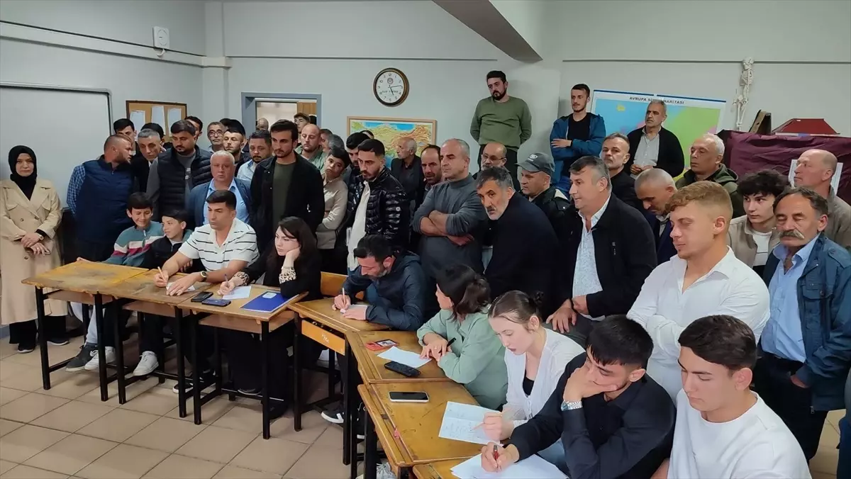 Gökçeli Mahallesi'nde İlk Kadın Muhtar: Ayşe Çetin Seçimi Kazandı