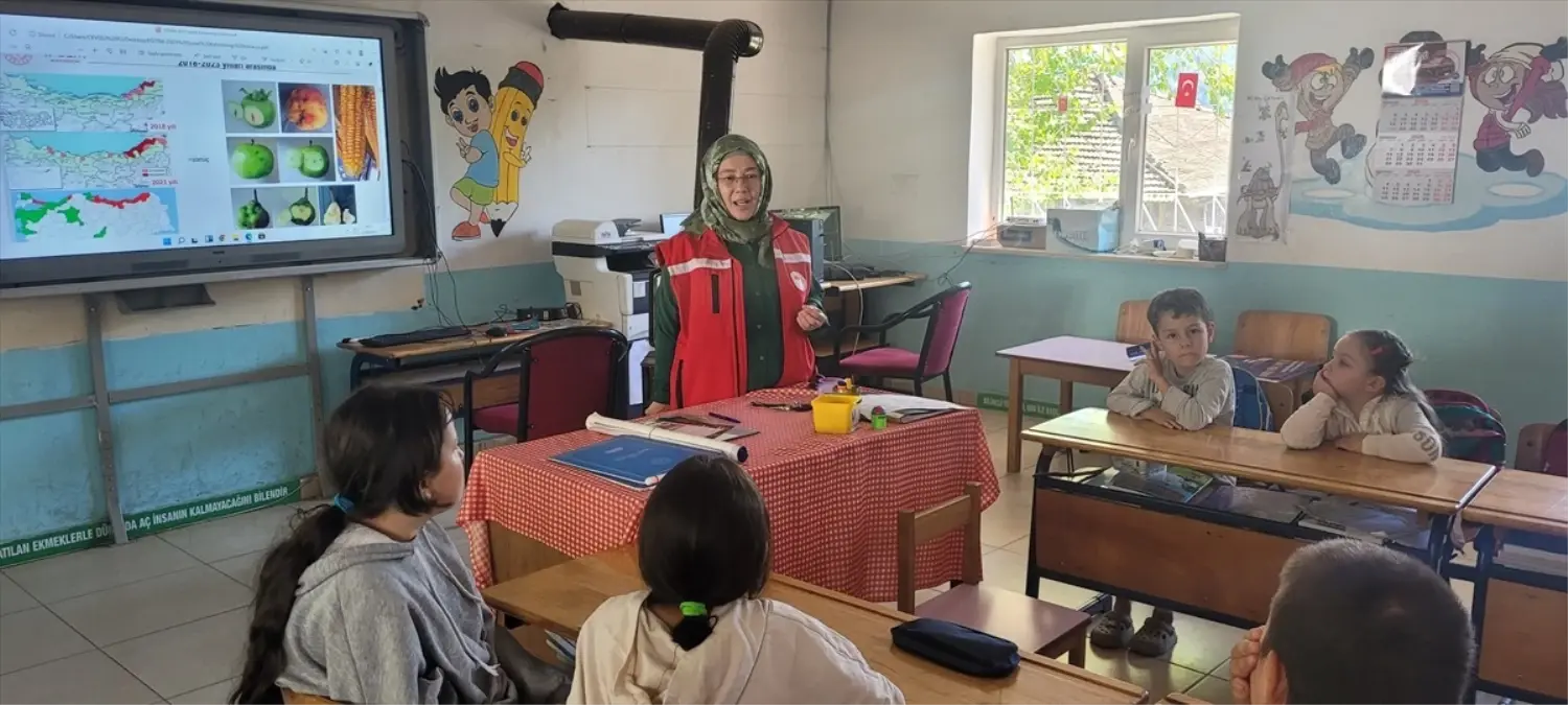 Öğrencilere Çevre Bilinci Eğitimi