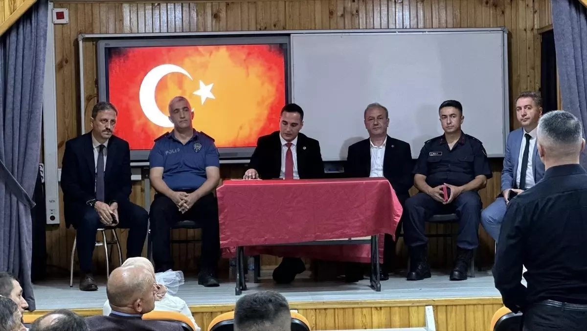 Salıpazarı'nda Yeni Eğitim Yılı İçin Toplantı Düzenlendi