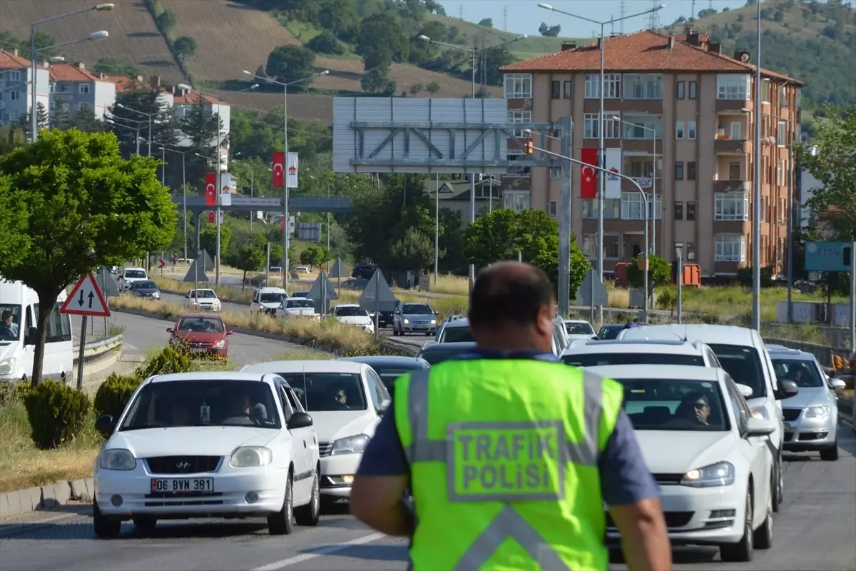 Kurban Bayramı'nda Samsun-Ankara Karayolu'nda Yoğunluk