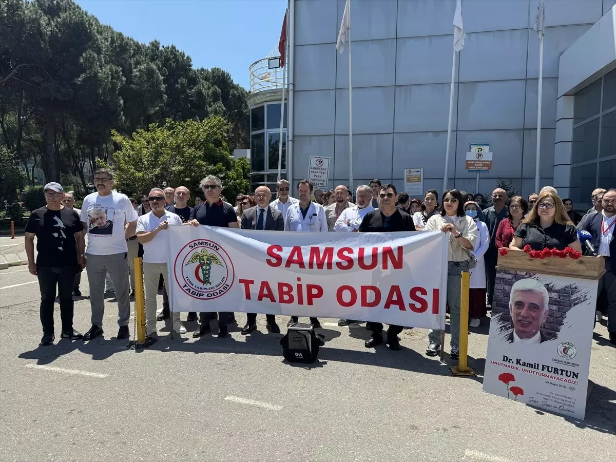 Opr. Dr. Kamil Furtun, ölümünün 10. yıl dönümünde anıldı