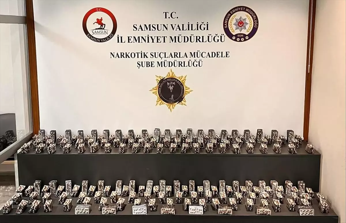 Samsun'da Sentetik Ecza Hapı Operasyonu: 14 Bin 331 Hap Ele Geçirildi