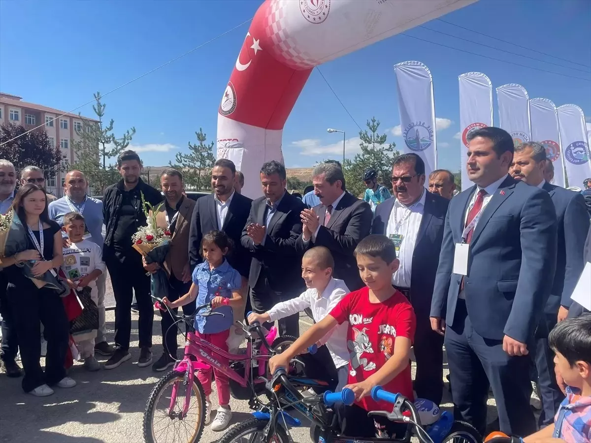 Uluslararası Kurtuluş Yolu Bisiklet Turu Devam Ediyor