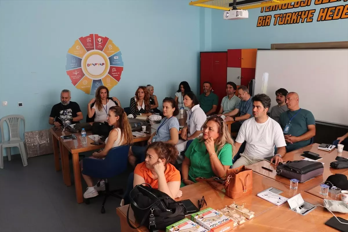 Samsun'da BİLSEM Öğretmenleri için HERTZ Zirvesi Başladı