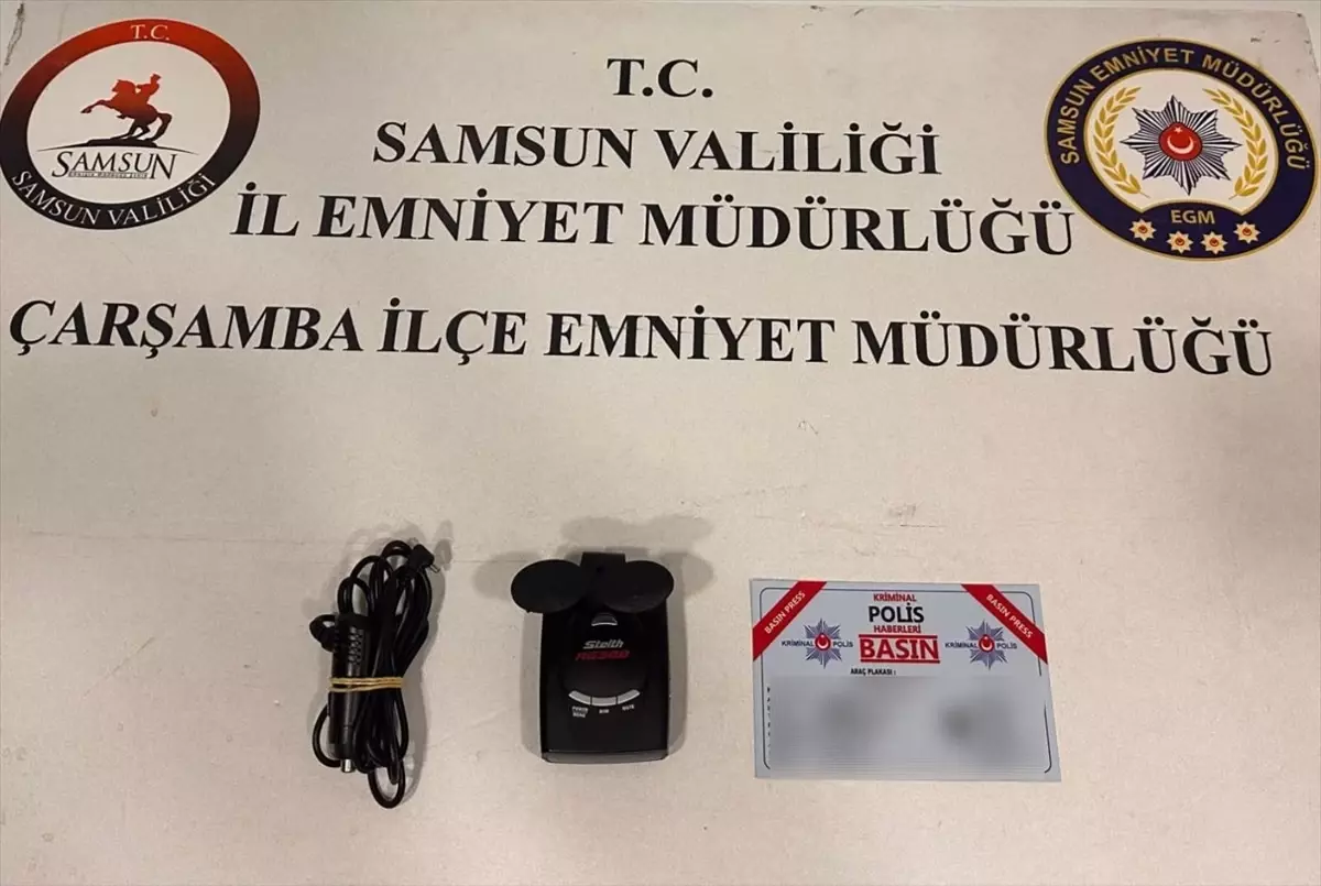 Samsun'da Araçta Radar Tespit Cihazı Ele Geçirildi